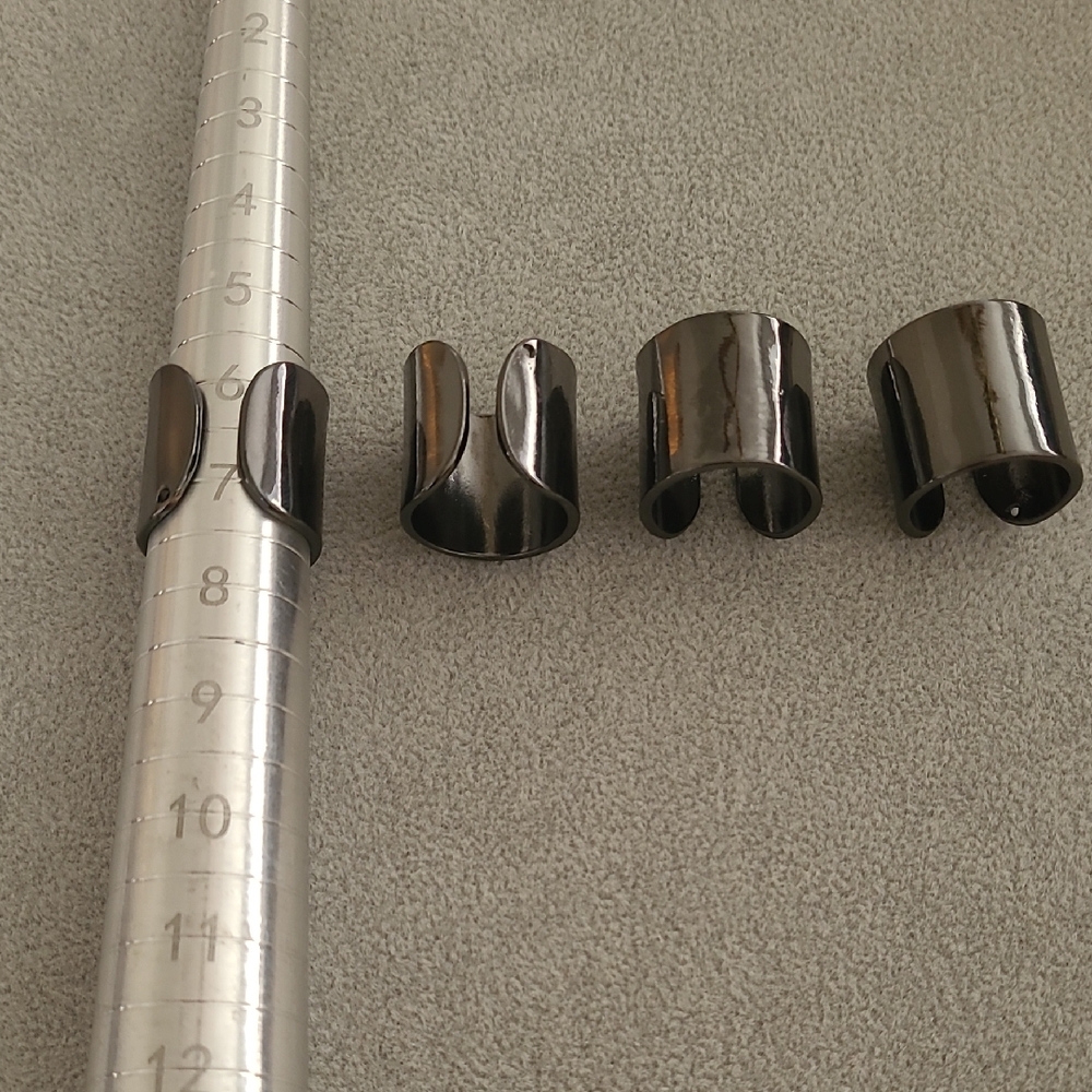 8 Other Reasons Gun Metal 4 Open Rings Set